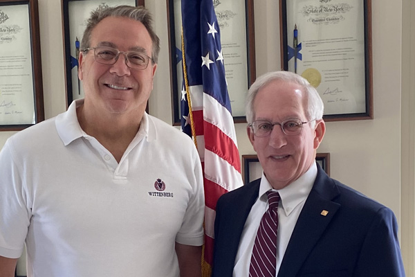 L-R: Assemblyman David J. DiPietro, R-147, and PIANY past President Fred Holender, CLU, CPCU, ChFC, MSFS.